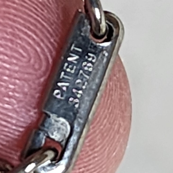 VINTAGE CELEBRITY Silver-Tone Filigree Double-Strand Pendant Necklace – Statemen - Picture 2 of 10